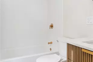 54 Grand View St, Providence, RI 02906 - Photo 28