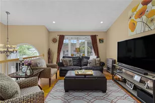 111 S Comstock Pkwy, Cranston, RI 02921 - Photo 16