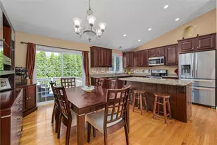 111 S Comstock Pkwy, Cranston, RI 02921 - Photo 8