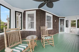 31 Windsor Rd, Cranston, RI 02905 - Photo 8