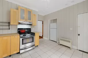 31 Windsor Rd, Cranston, RI 02905 - Photo 26