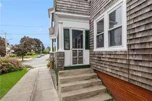 31 Windsor Rd, Cranston, RI 02905 - Photo 36