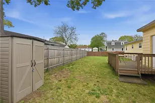121 Fern St, Warwick, RI 02889 - Photo 18
