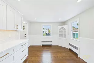 28 Eden Crest Dr, Cranston, RI 02920 - Photo 8