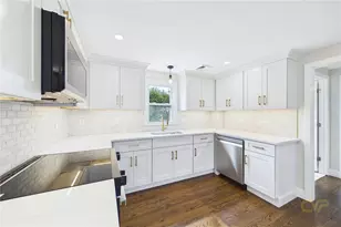 28 Eden Crest Dr, Cranston, RI 02920 - Photo 6
