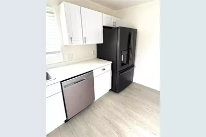11 Russell Avenue #2, Newport, RI 02840 - Photo 18