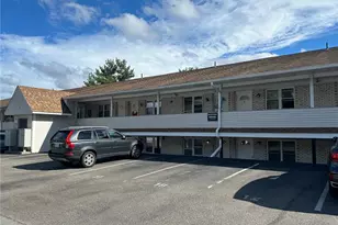 20 Hurdis St, North Providence, RI 02904 - Photo 2