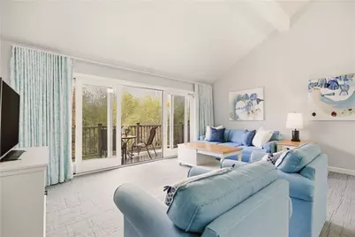 150 Bay View Drive #3, Jamestown, RI 02835 - Photo 6