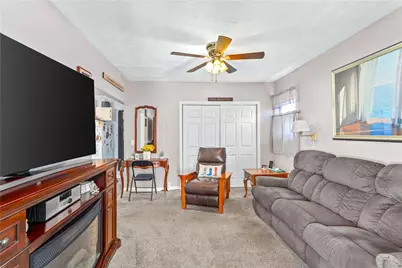 19 Charpentier Avenue, Pawtucket, RI 02861 - Photo 6