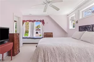 102 Woodbine Rd, South Kingstown, RI 02879 - Photo 18
