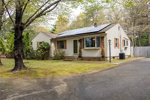 27 Club House Rd, Coventry, RI 02816 - Photo 1