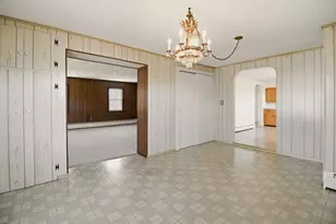 55 Mixter St, Middletown, RI 02842 - Photo 10