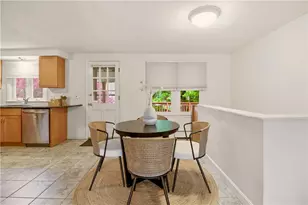 208 Sowams Rd, Barrington, RI 02806 - Photo 4