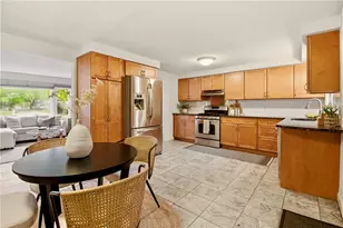 208 Sowams Rd, Barrington, RI 02806 - Photo 2