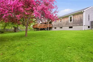 208 Sowams Rd, Barrington, RI 02806 - Photo 18