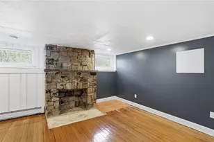 22 Waldron Ave, Cranston, RI 02910 - Photo 32