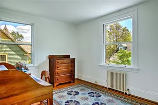 22 Irving Ave, Providence, RI 02906 - Photo 30
