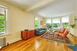 22 Irving Ave, Providence, RI 02906 - Photo 10