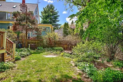22 Irving Avenue, Providence, RI 02906 - Photo 46
