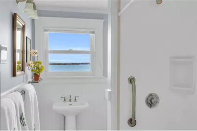 4 Van Zandt Avenue, Newport, RI 02840 - Photo 40