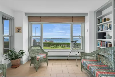 4 Van Zandt Avenue, Newport, RI 02840 - Photo 18