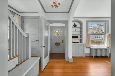 4 Van Zandt Avenue, Newport, RI 02840 - Photo 6