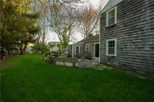 46 Channing Rd, Narragansett, RI 02882 - Photo 6