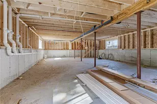 10 Walnut St, West Warwick, RI 02893 - Photo 16