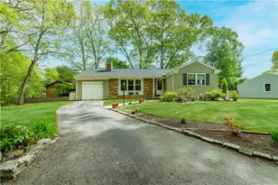 220 Alvin St, Warwick, RI 02886 - Photo 2