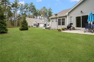 38 Rivers Edge Dr, Coventry, RI 02816 - Photo 2