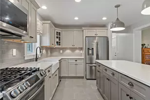 1619 Ministerial Rd, South Kingstown, RI 02879 - Photo 10