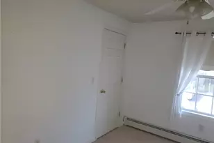 35 Ferncliff Ave, North Providence, RI 02911 - Photo 6