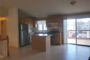 35 Ferncliff Ave, North Providence, RI 02911 - Photo 2