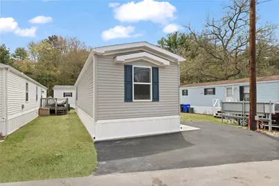 6 Foxtrot Drive, Charlestown, RI 02814 - Photo 2