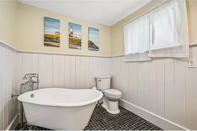 40 Sylvia Road, Tiverton, RI 02878 - Photo 14