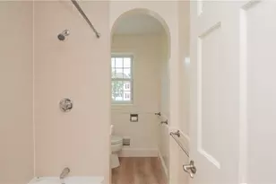 184 N Fenner Rd, Middletown, RI 02842 - Photo 14