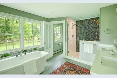 33 Meadowbrook Drive, Barrington, RI 02806 - Photo 16