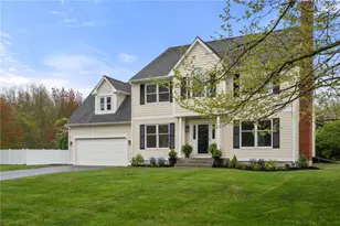 43 Bluegrass Dr, Middletown, RI 02842 - Photo 4