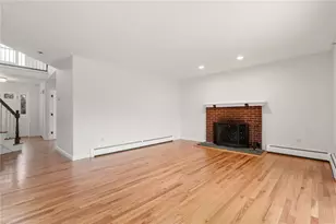 43 Bluegrass Dr, Middletown, RI 02842 - Photo 12