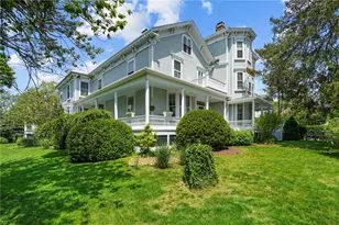 32 Catherine St, Newport, RI 02840 - Photo 2