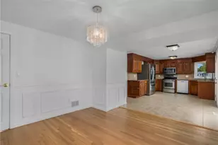 80 Killey Ave, Warwick, RI 02889 - Photo 12