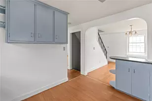 79 Arcadia St, Cranston, RI 02910 - Photo 12