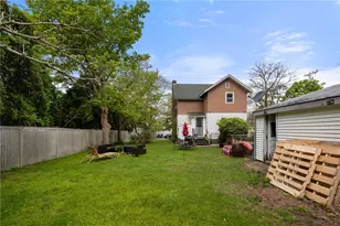 7 Clarke St, Jamestown, RI 02835 - Photo 32