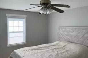 351 Blvd Blvd, Middletown, RI 02842 - Photo 2