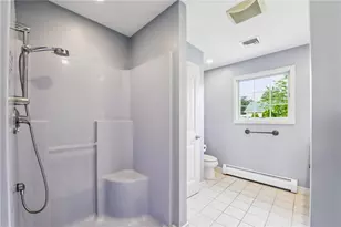 18 Anawan Ave, Narragansett, RI 02882 - Photo 30