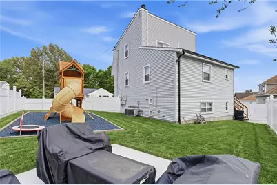 22 Danby Street, Providence, RI 02904 - Photo 4