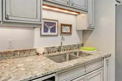 118 Bay Street #4, Westerly, RI 02891 - Photo 12