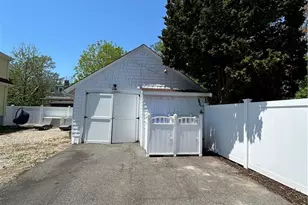 7 Verndale Cir, Bristol, RI 02809 - Photo 38