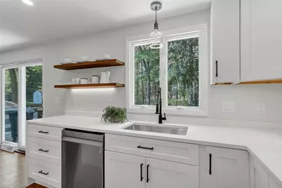 168 Edmond Drive, North Kingstown, RI 02852 - Photo 4