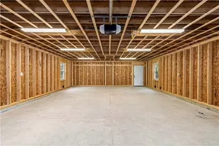 540 Middle Hwy, Barrington, RI 02806 - Photo 34
